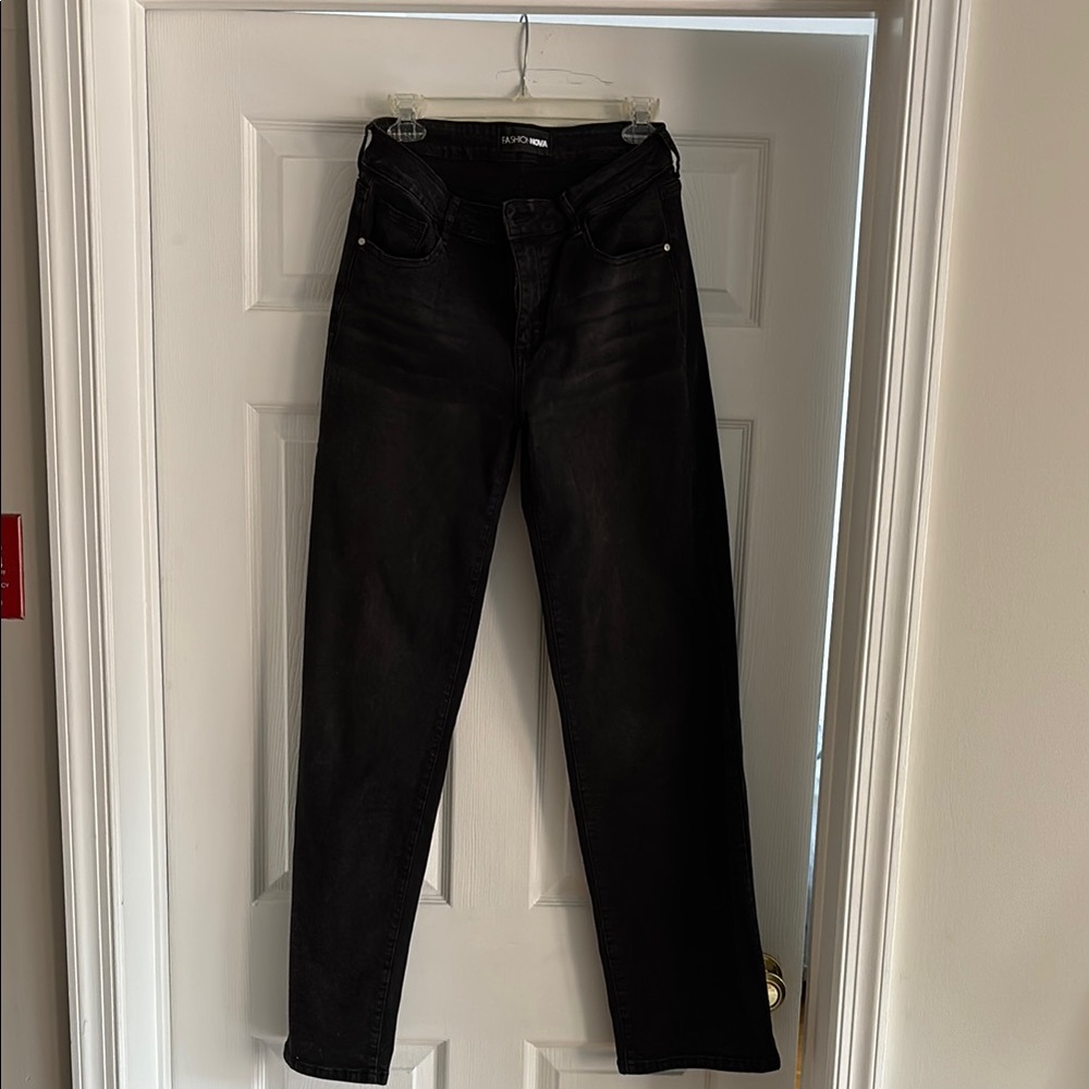Black Fashion Nova Low Rise Denim Jeans